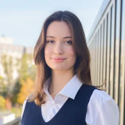 Photo de profil de Clara Casado, responsable éditoriale